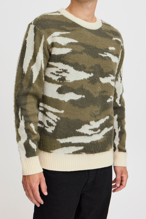 CFKLAES camo knit