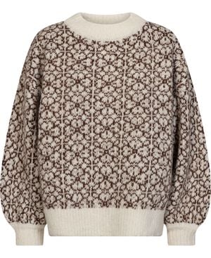 Oslo knit pullover