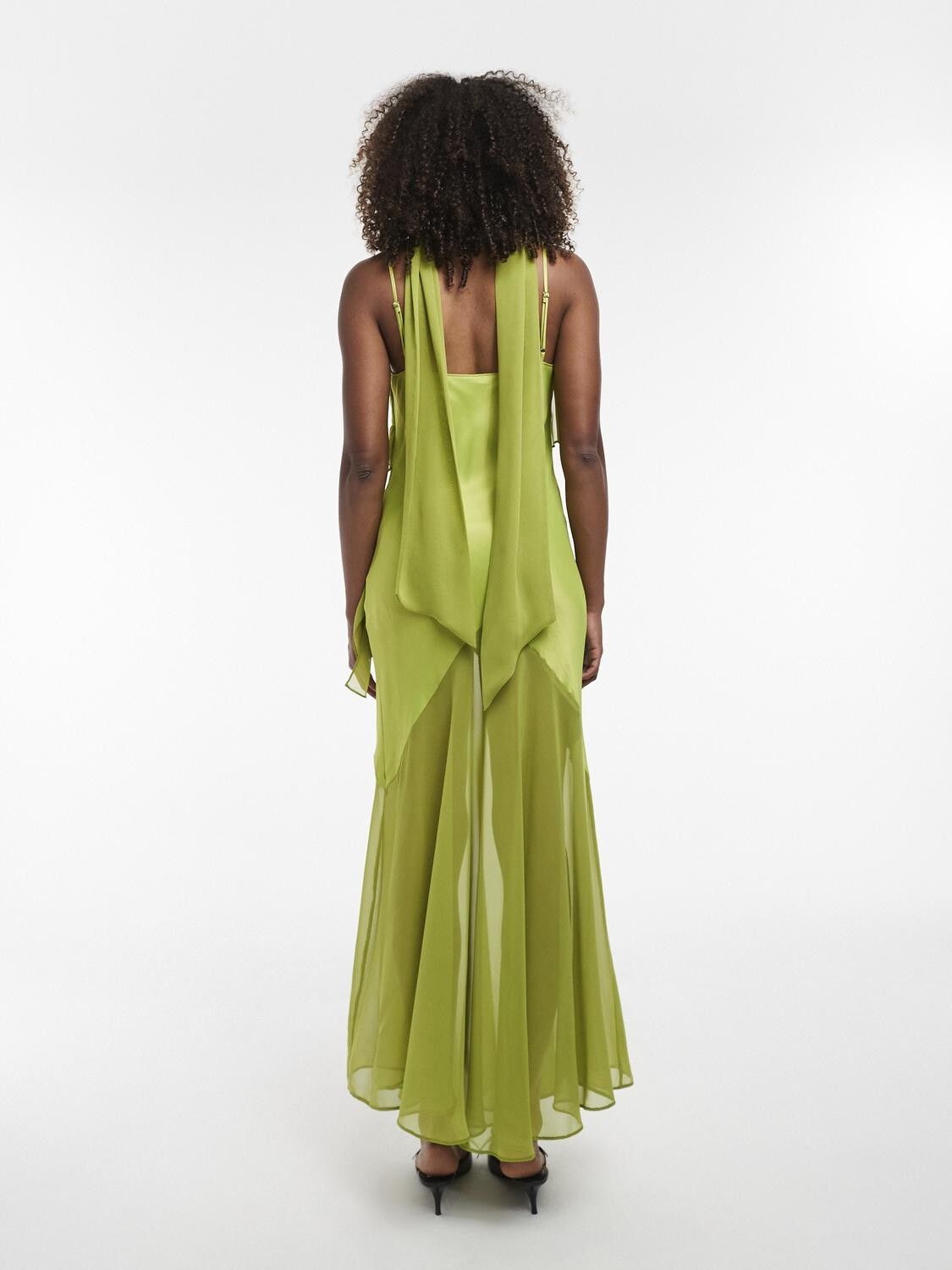 TSANNIKA SL RUFFLE DETAIL MAXI DRES