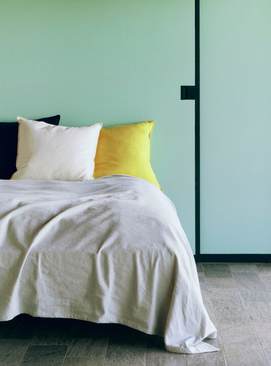 Linen Bedspread-240 x 260-Sky grey