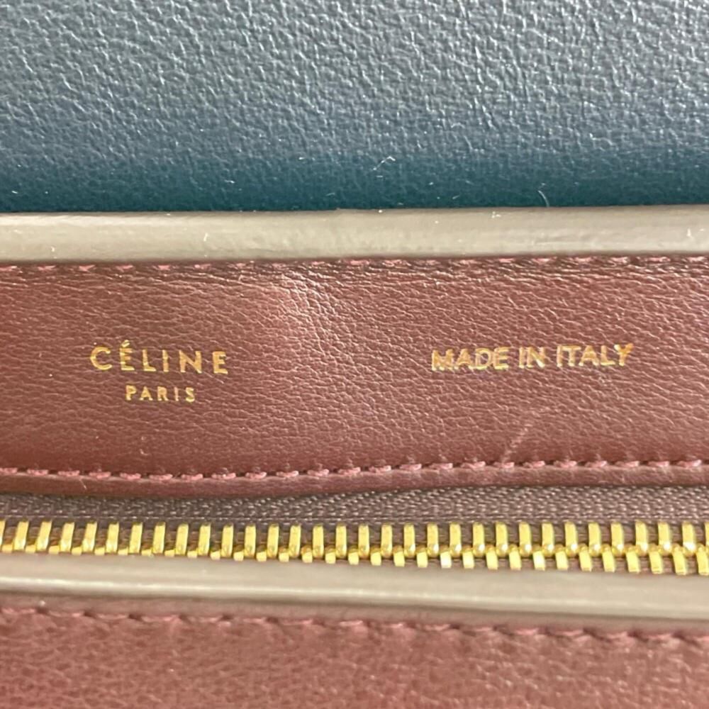 C&eacute;line Trapeze