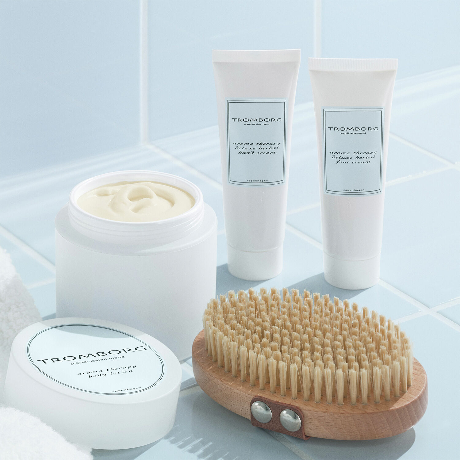 Aroma Therapy Deluxe Hand Creme