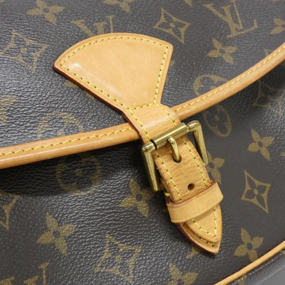 Louis Vuitton Saumur