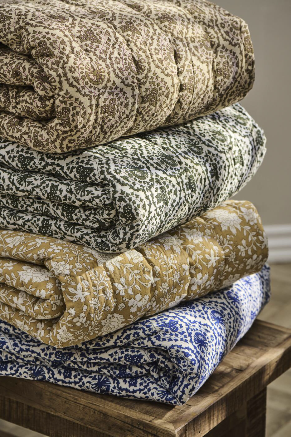 Quilt Ane hvid m/myrtle green m&oslash;nster