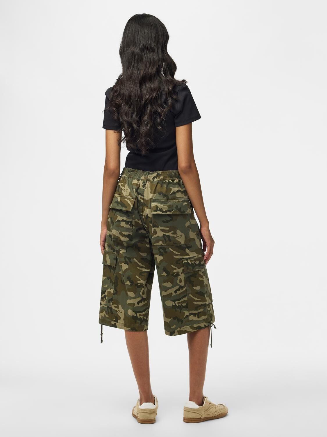 Pcmimmi Mw Cargo Jorts Dnm