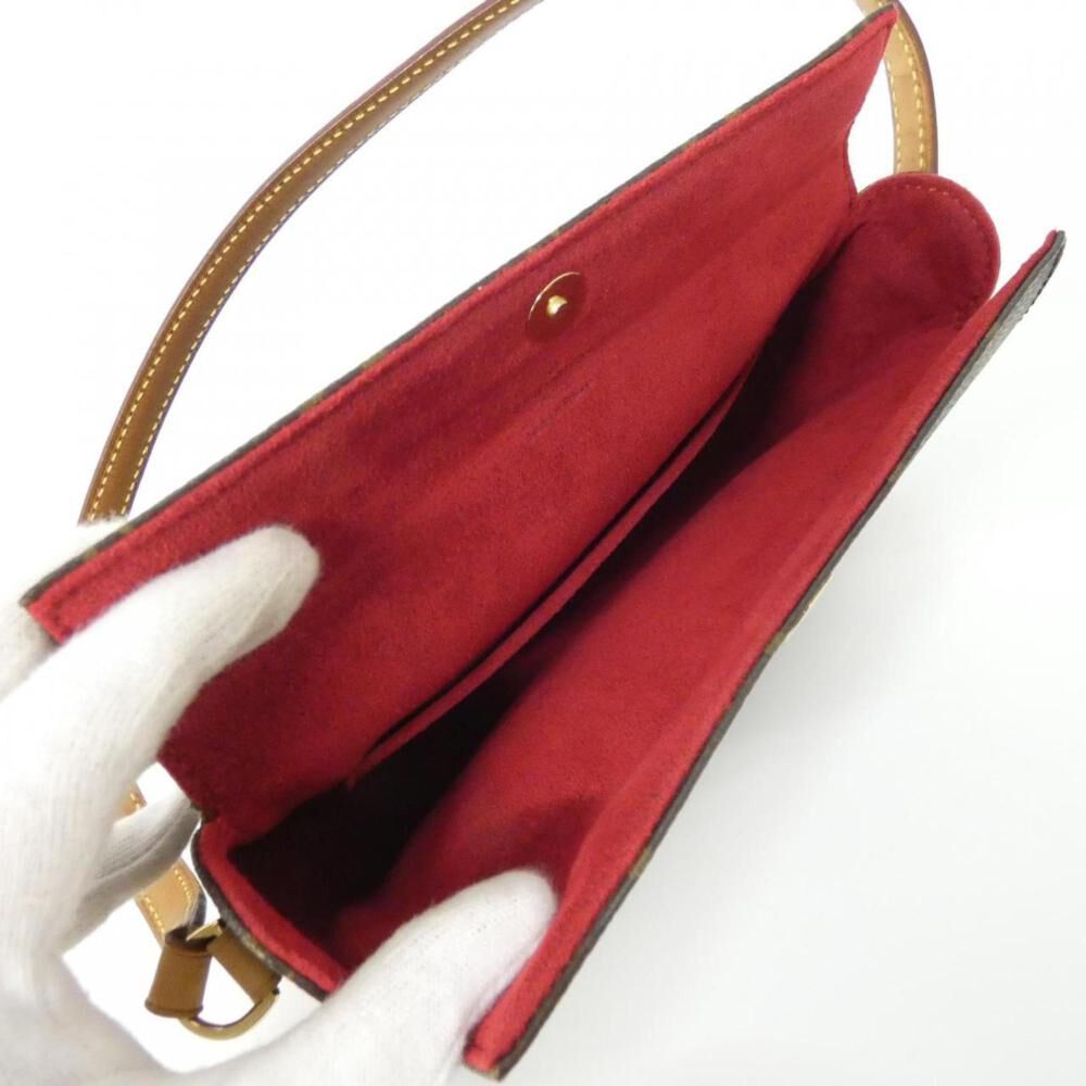 Louis Vuitton Recital