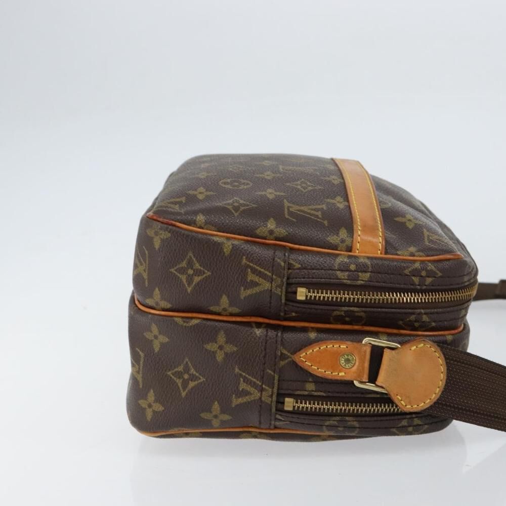 Louis Vuitton Reporter
