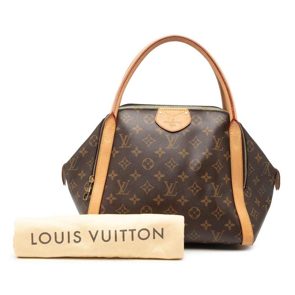 Louis Vuitton Marais