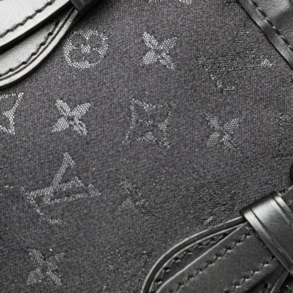 Louis Vuitton Bucket Bag