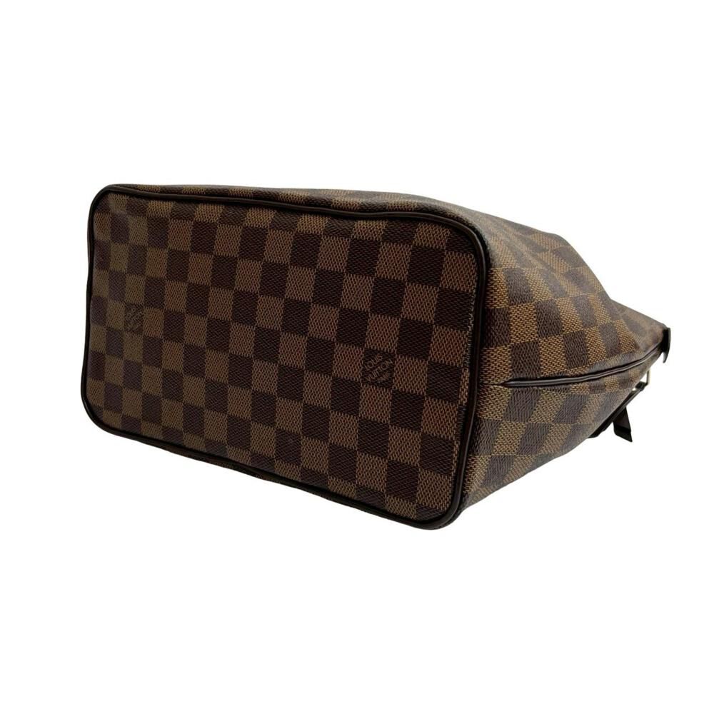 Louis Vuitton Westminster