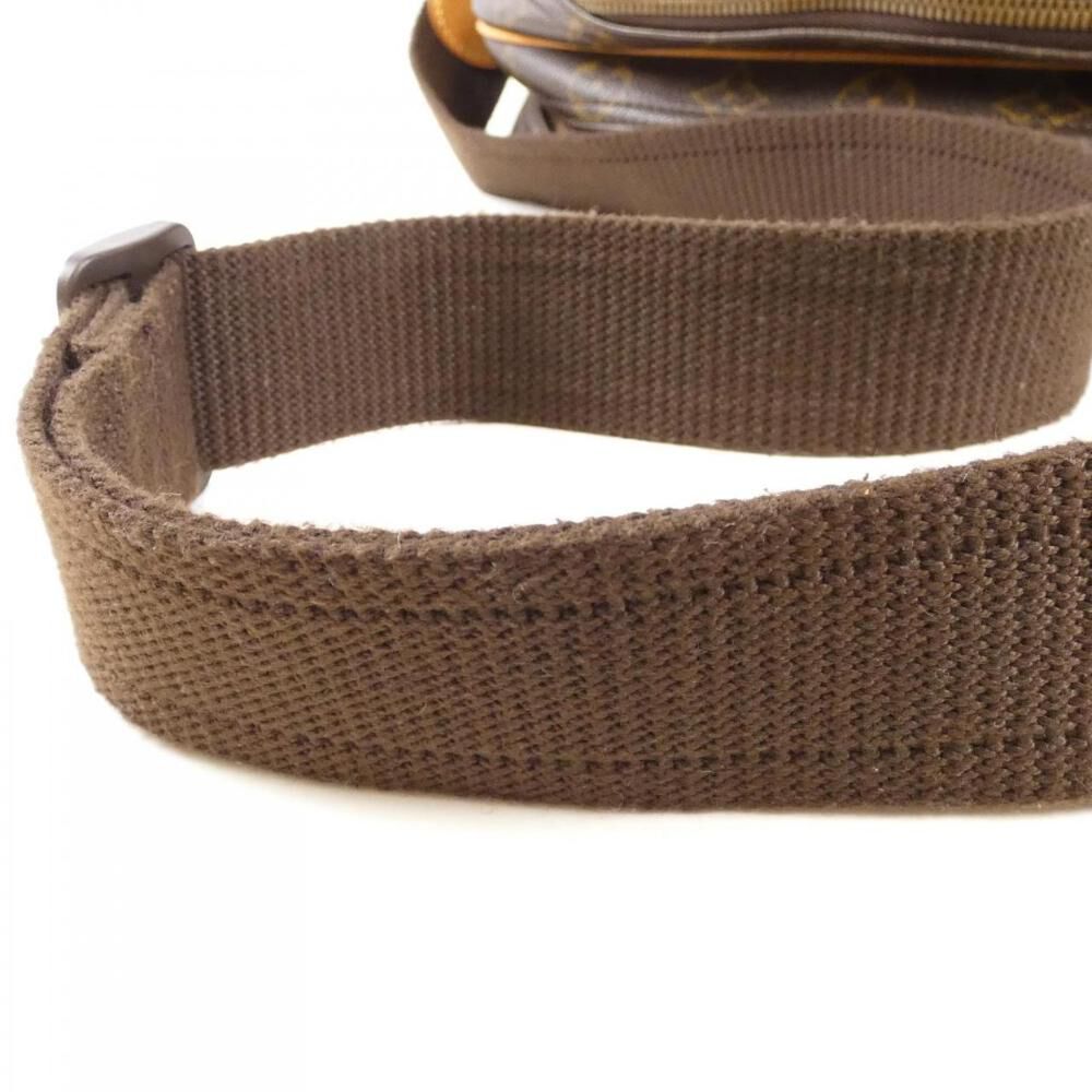 Louis Vuitton Reporter