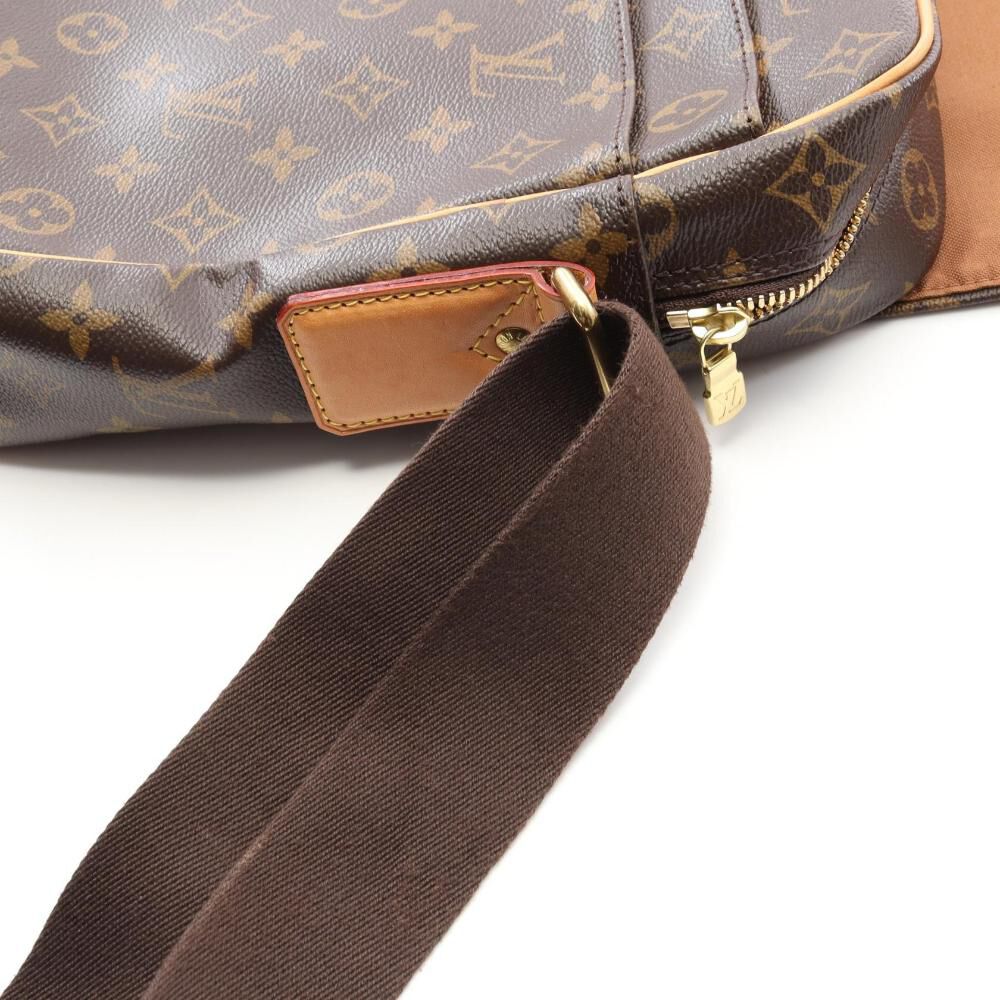 Louis Vuitton Shoulder Bags