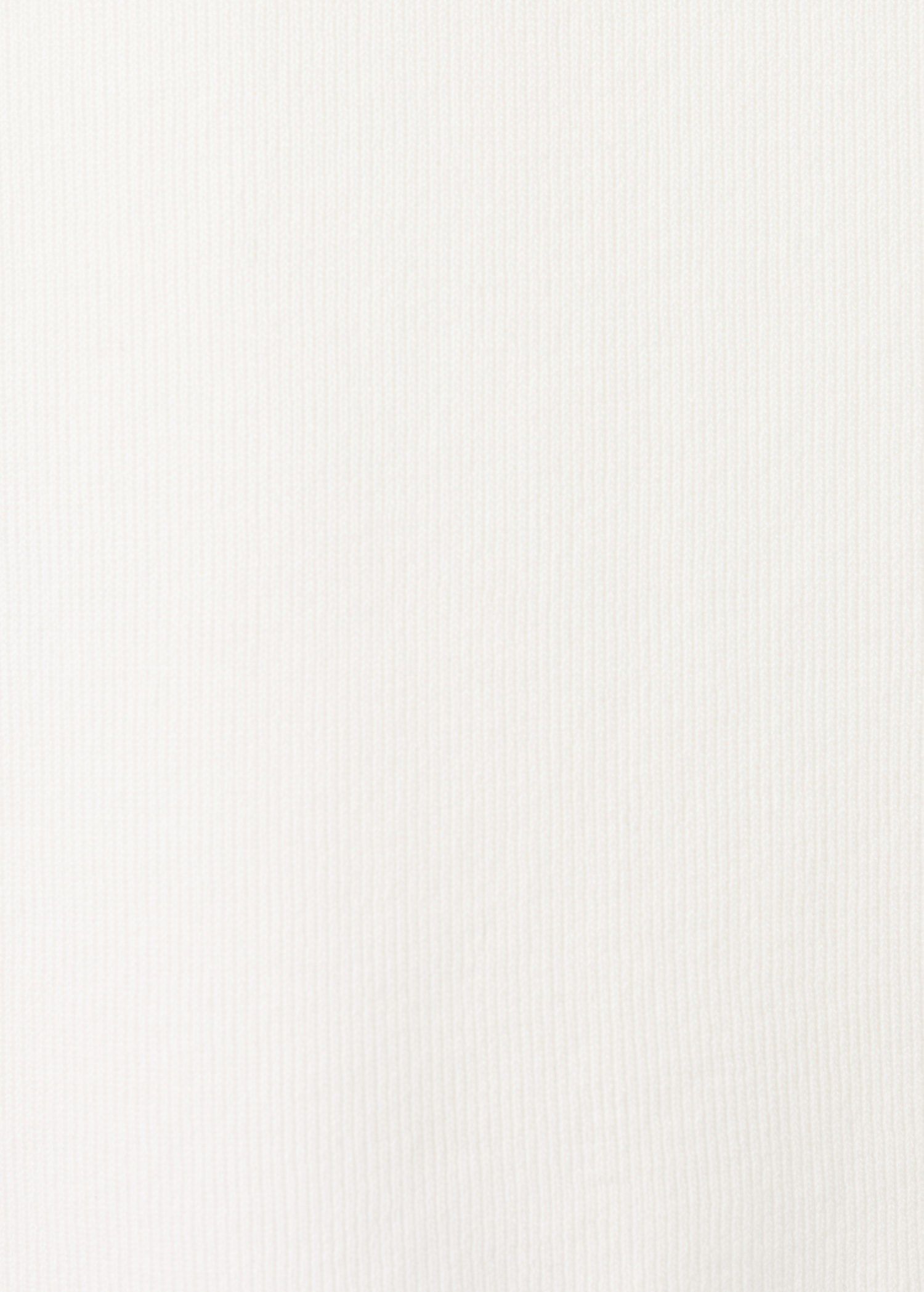 Round-neck knitted top