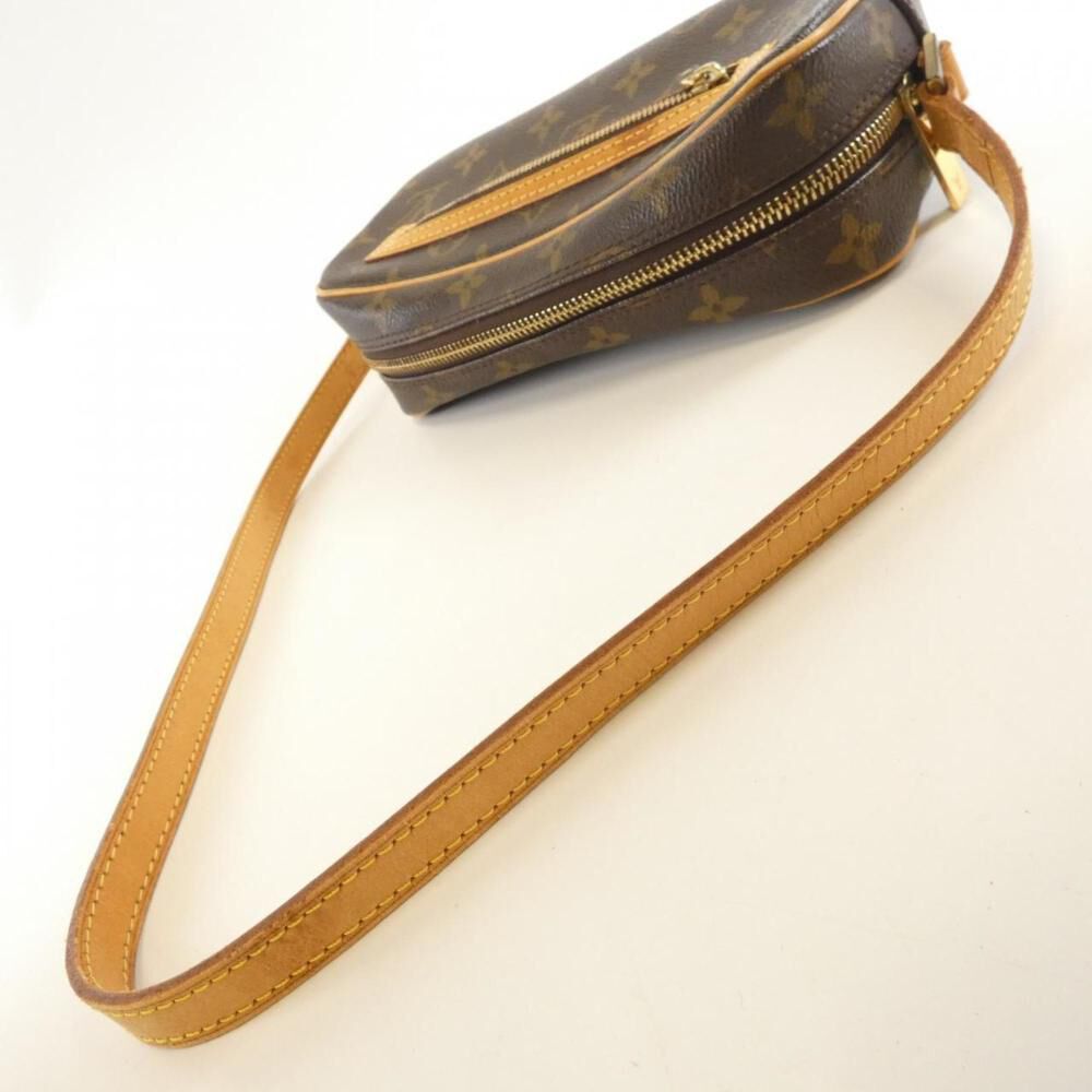 Louis Vuitton Shoulder Bags