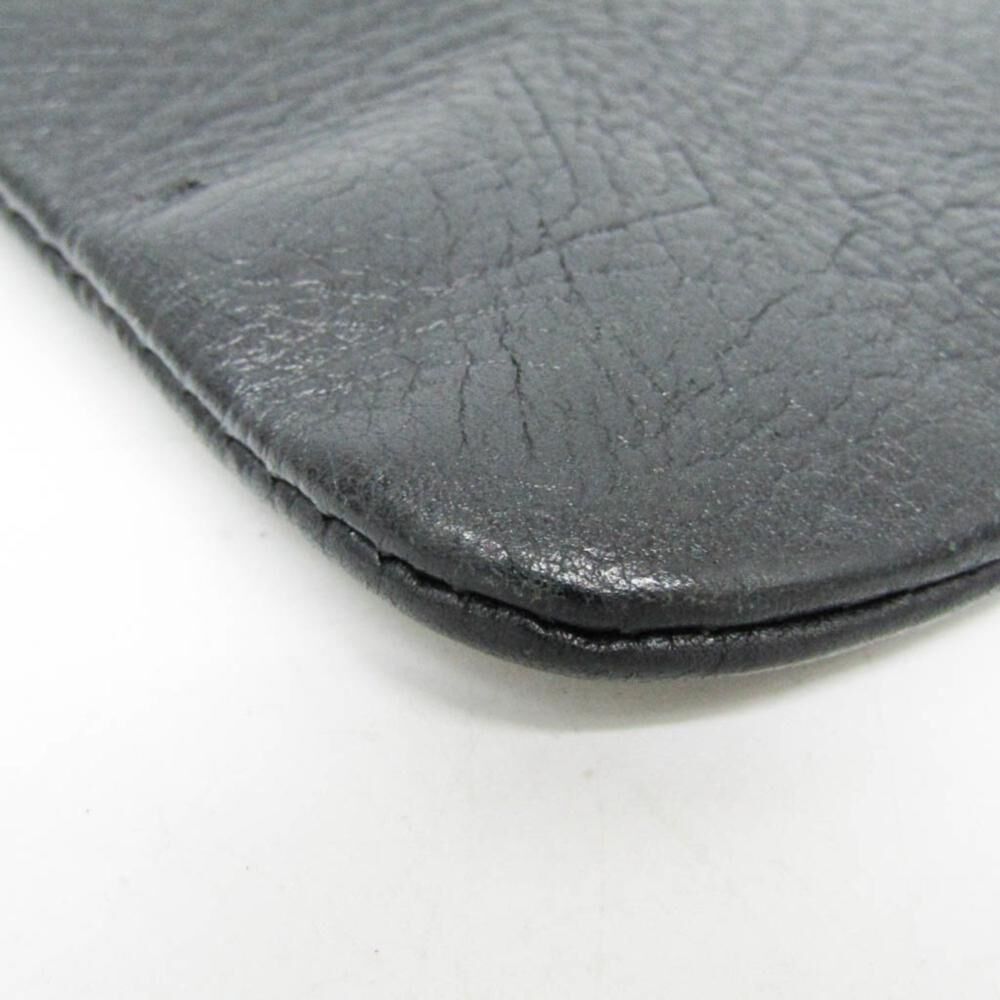 Louis Vuitton Clutch