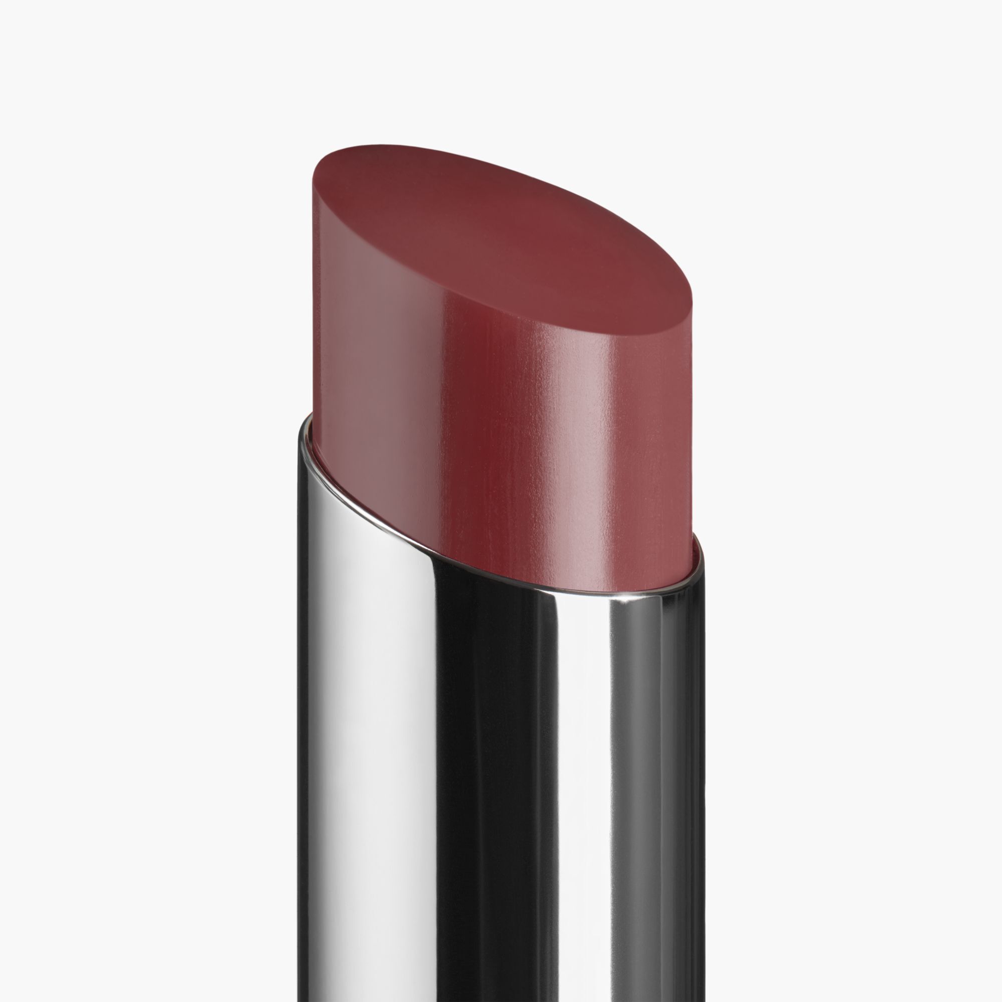 Hydrating And Plumping Lipstick. Intense, Long-Lasting Colour And Shin