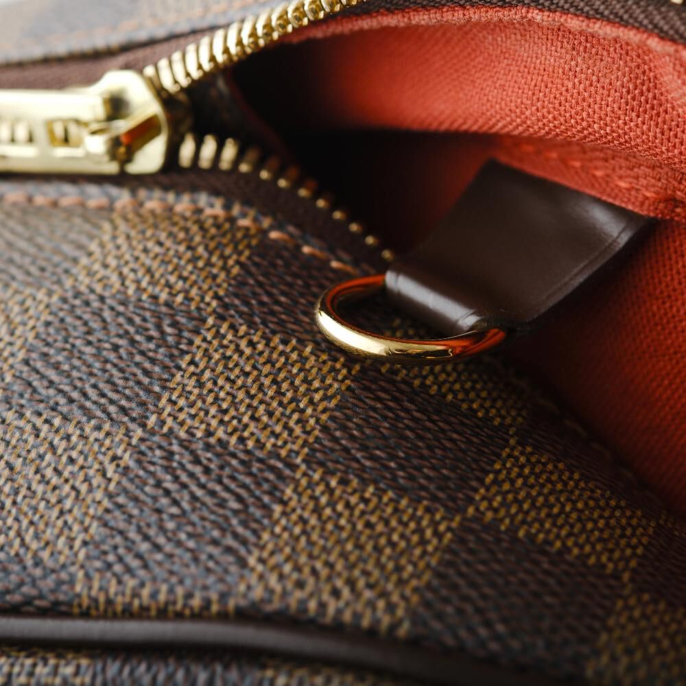 Louis Vuitton Nolita