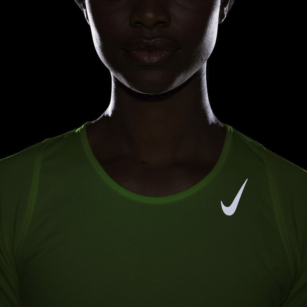 Dri Fit Race Lobe T Shirt