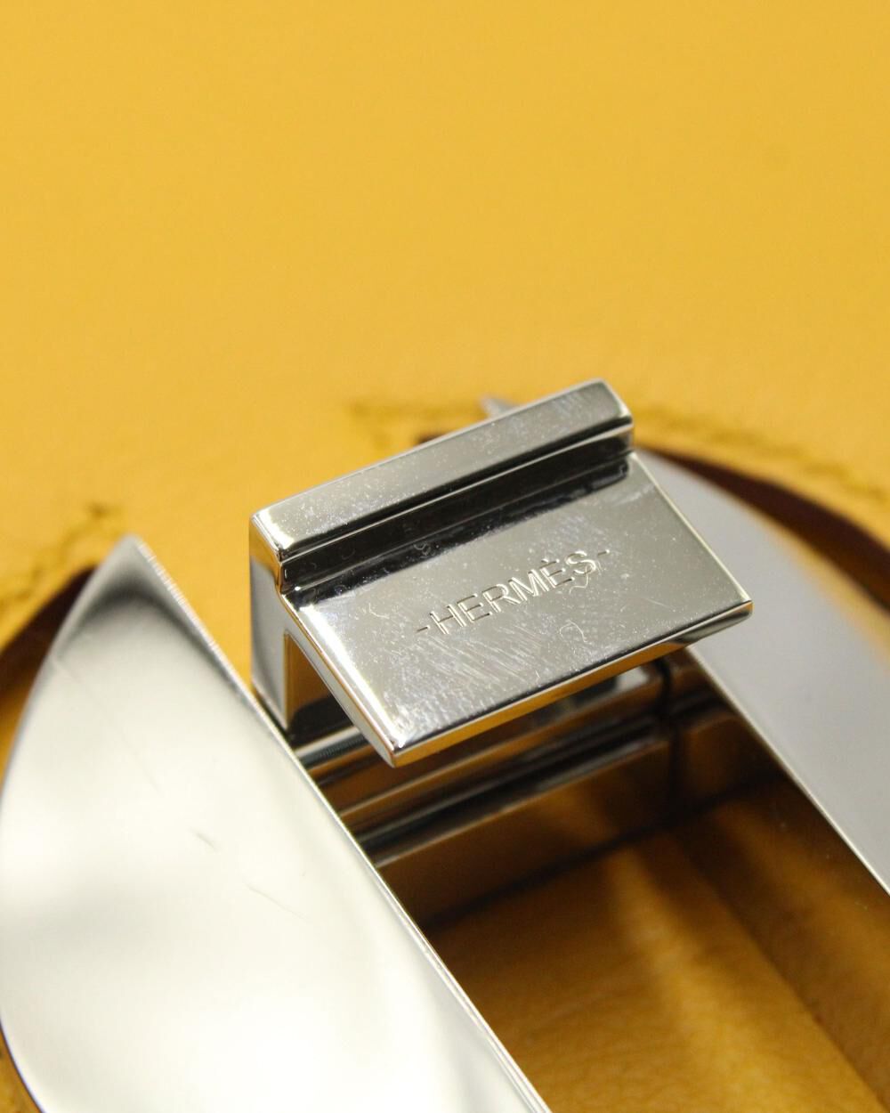 Herm&egrave;s Shoulder Bag