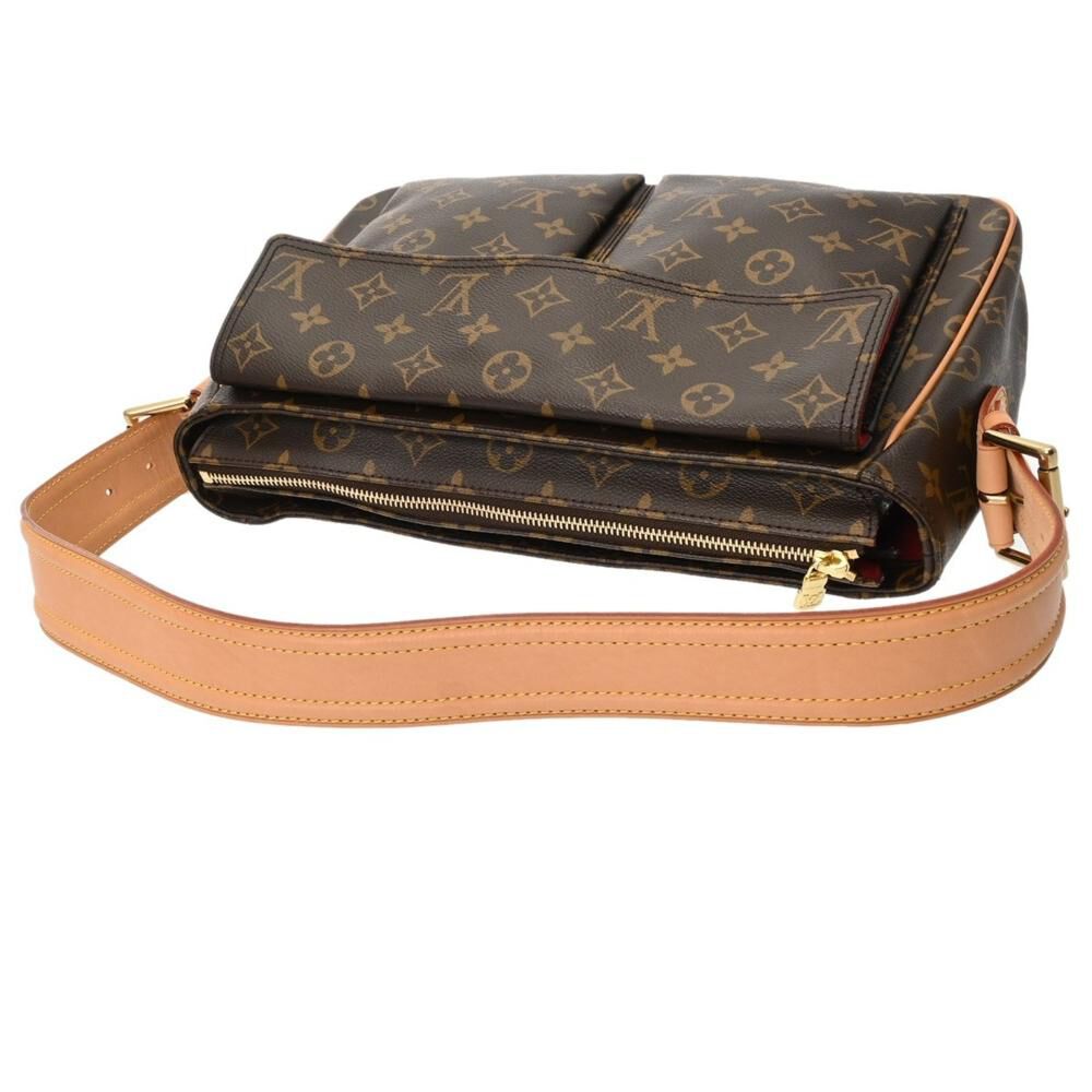 Louis Vuitton Shoulder Bags
