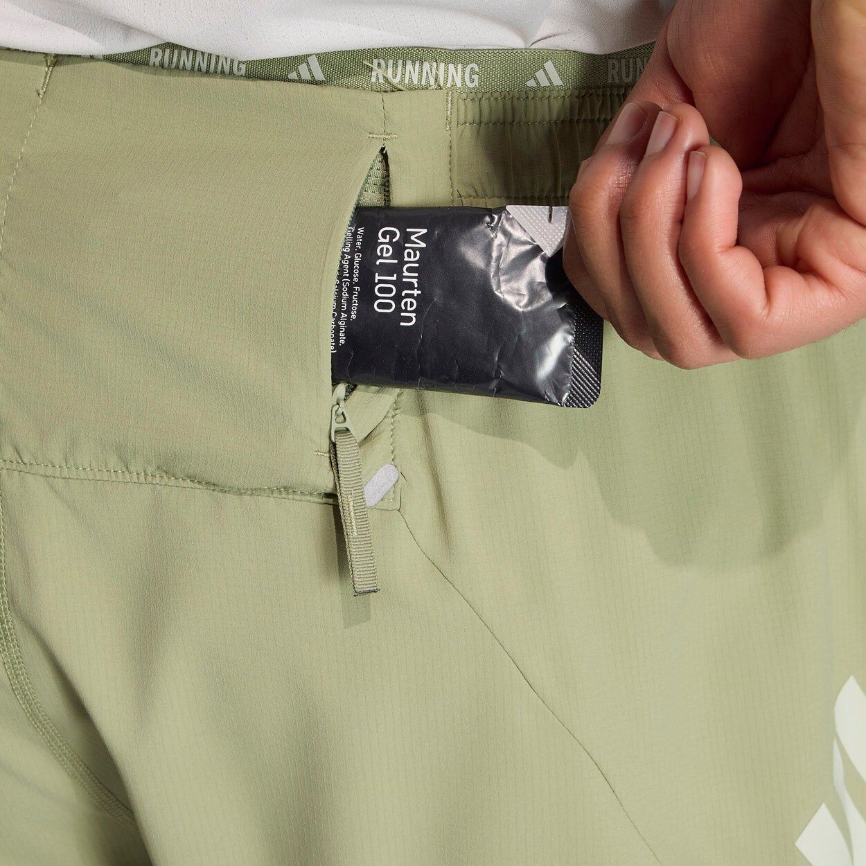 adi365 FORMOTION L&oslash;be Shorts
