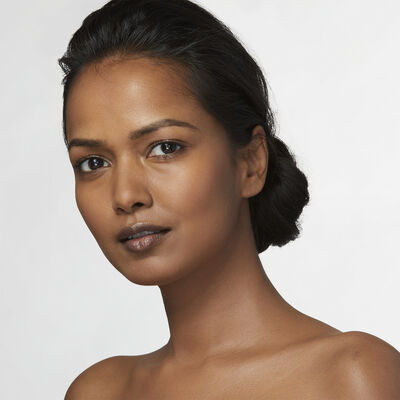 Double Wear Stay-In-Place Makeup SPF10 fra Estée Lauder | DKK |