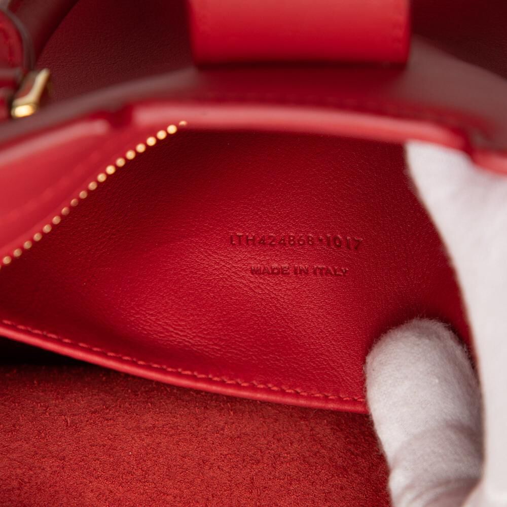 Yves Saint Laurent Handbag