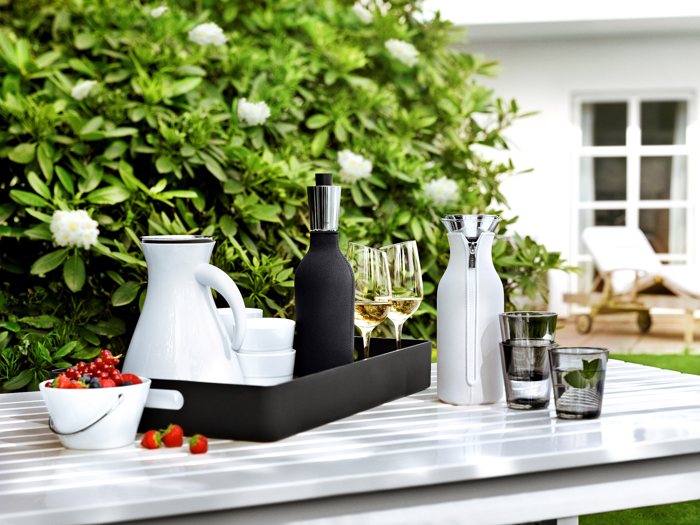 Serveringsbakke black