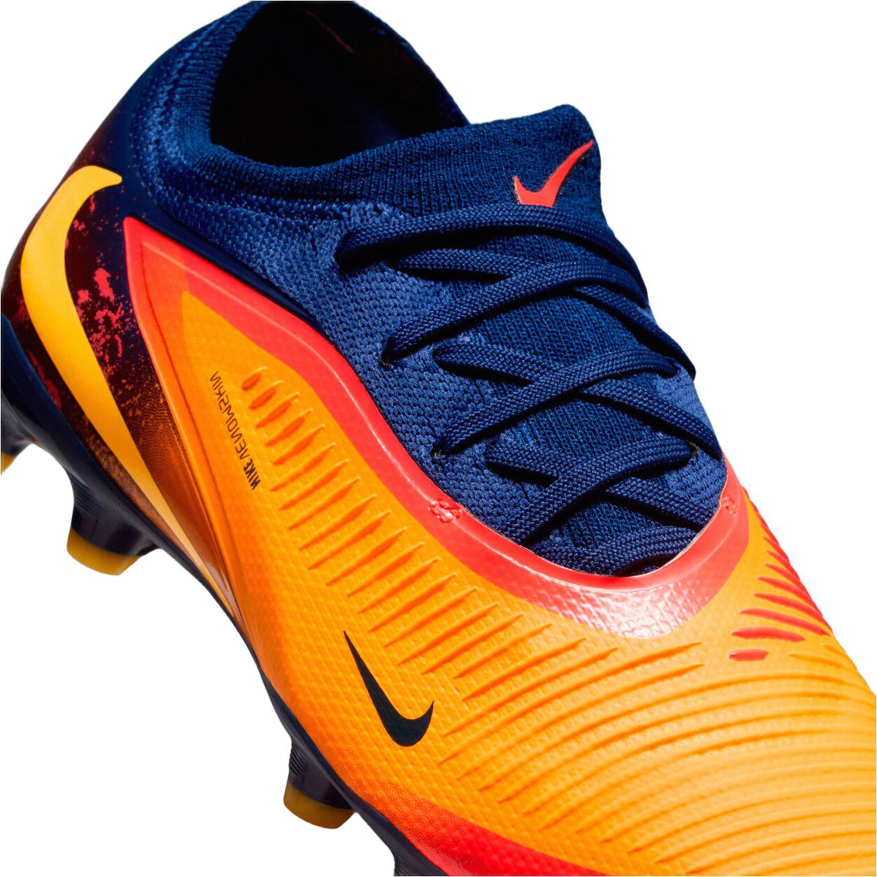 Phantom 6 Pro FG/MG Fodboldst&oslash;vler