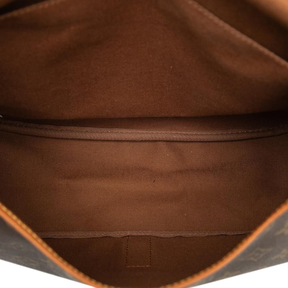 Louis Vuitton Saumur