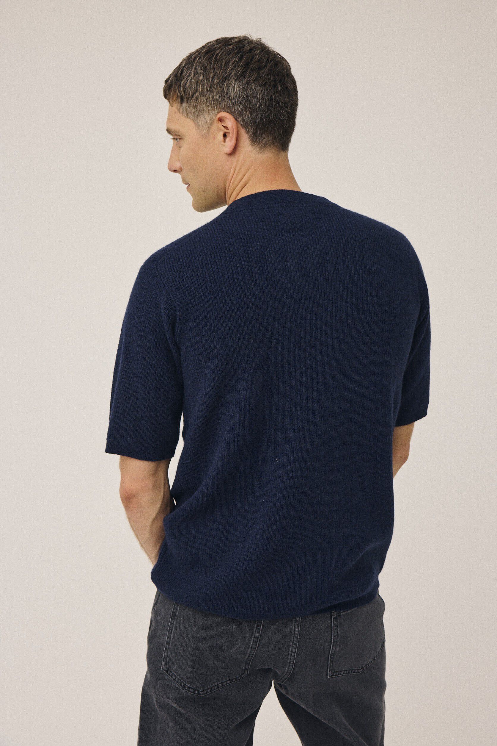 Mads 6 Rib strik t-shirt - 100% Cashmere