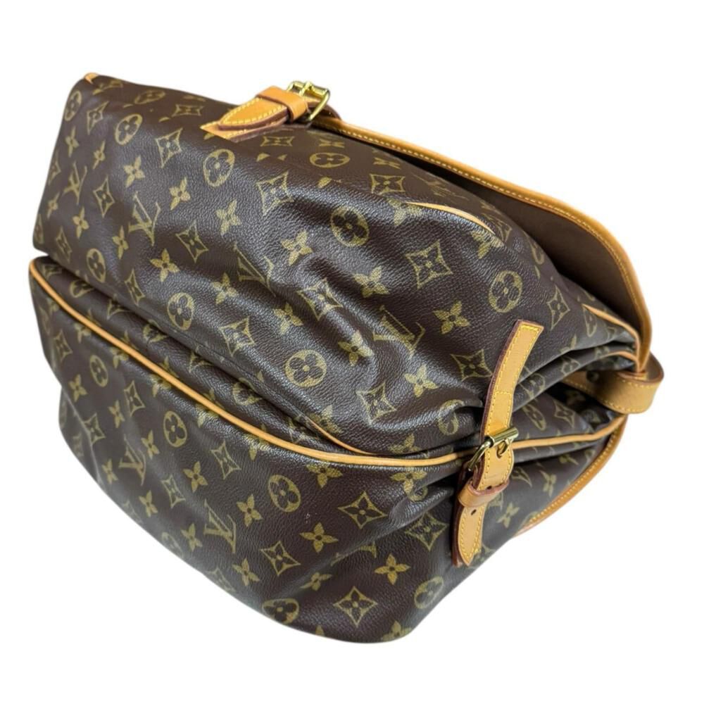 Louis Vuitton Saumur