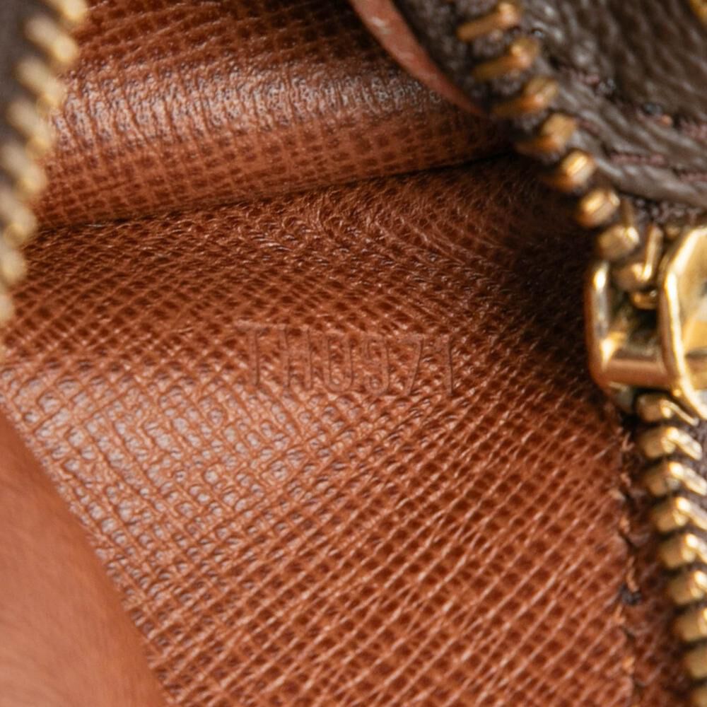 Louis Vuitton Papillon