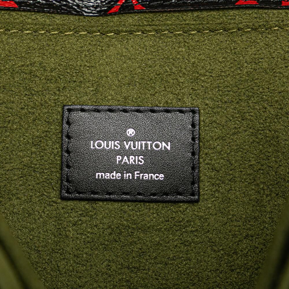 Louis Vuitton Shoulder Bags