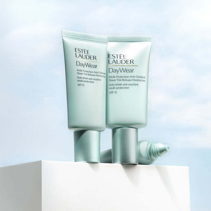 DayWear Sheer Tinted Moisturizer SPF 15