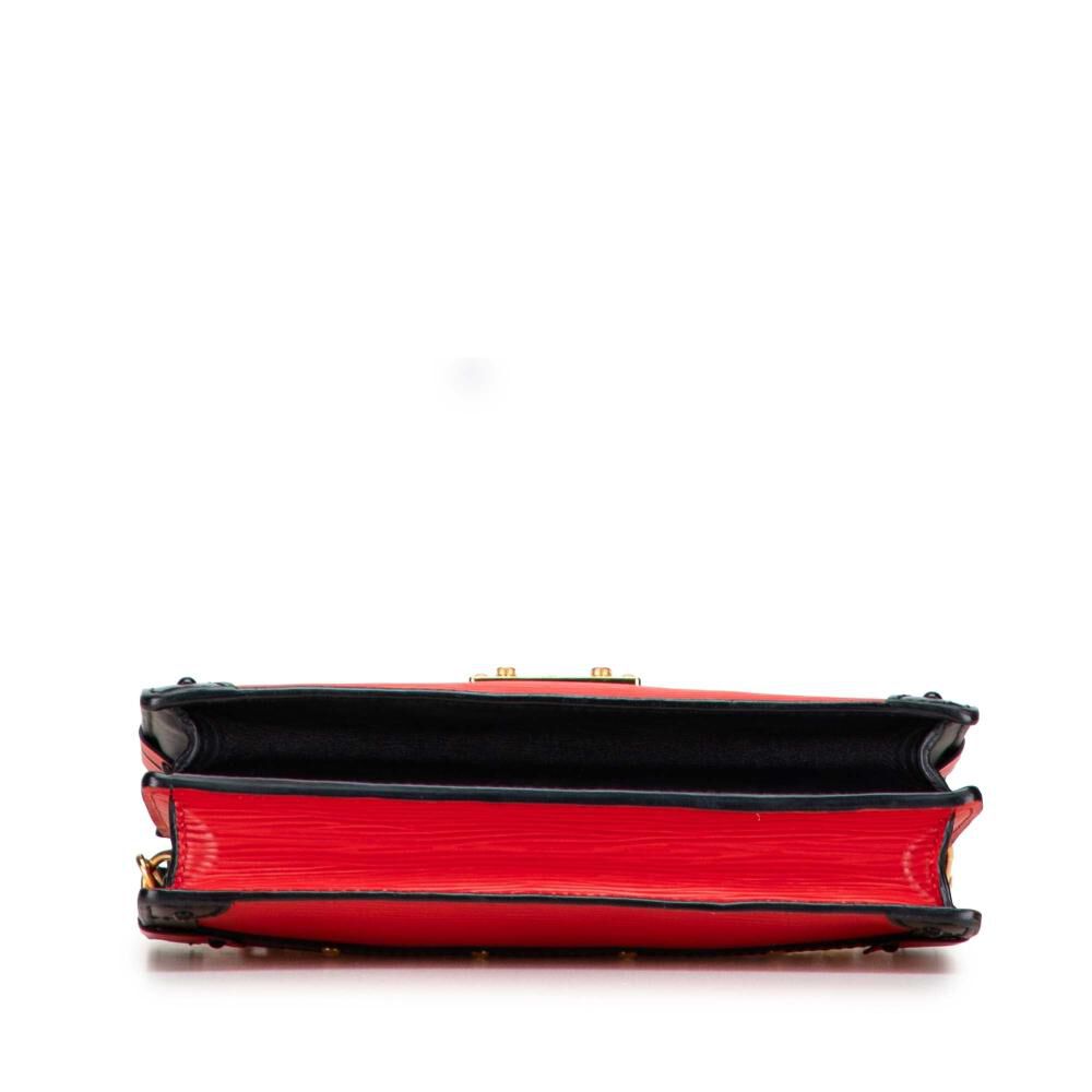 Louis Vuitton Clutch