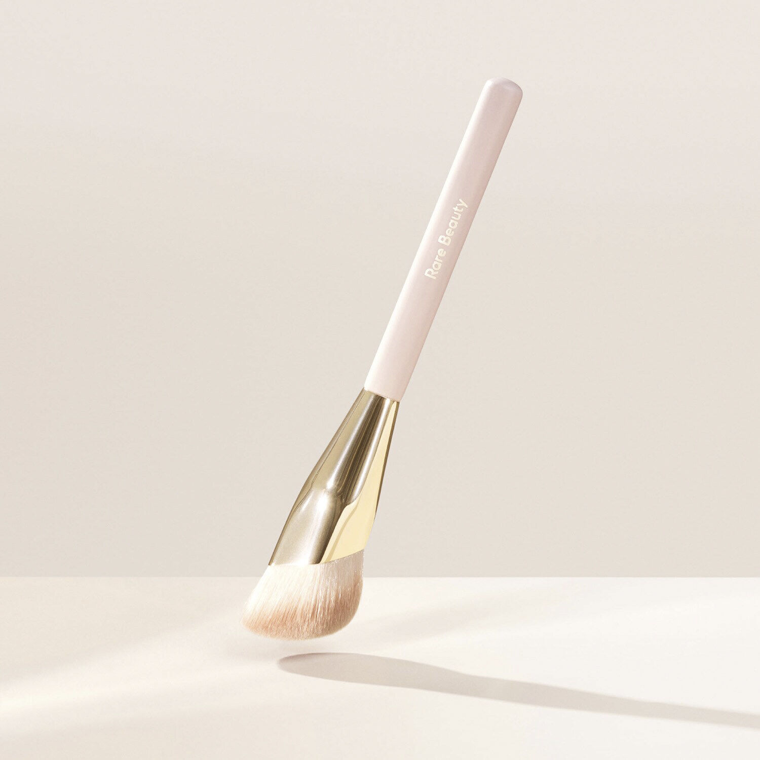 Liquid Touch - Foundation Brush