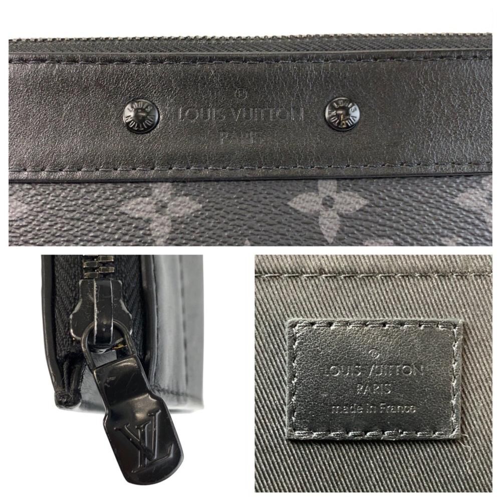 Louis Vuitton Clutch