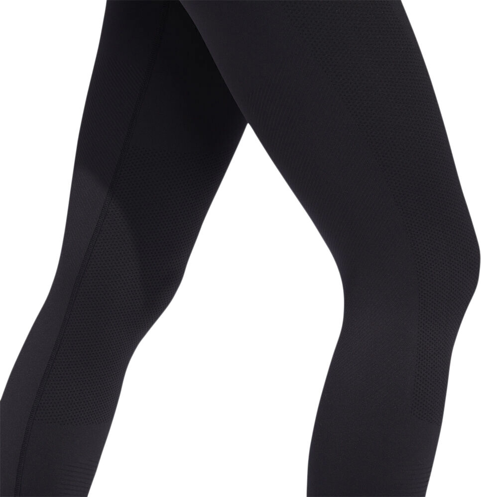 Seamless tights