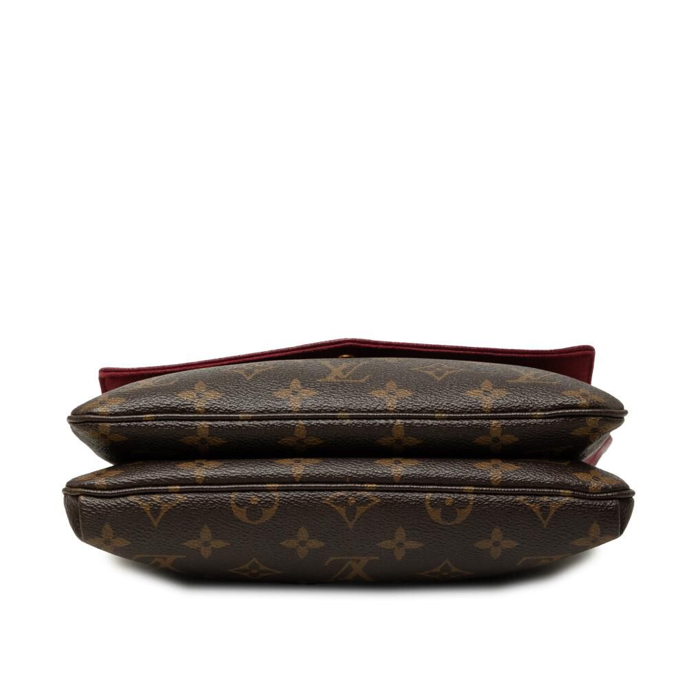 Louis Vuitton Crossbody Bag