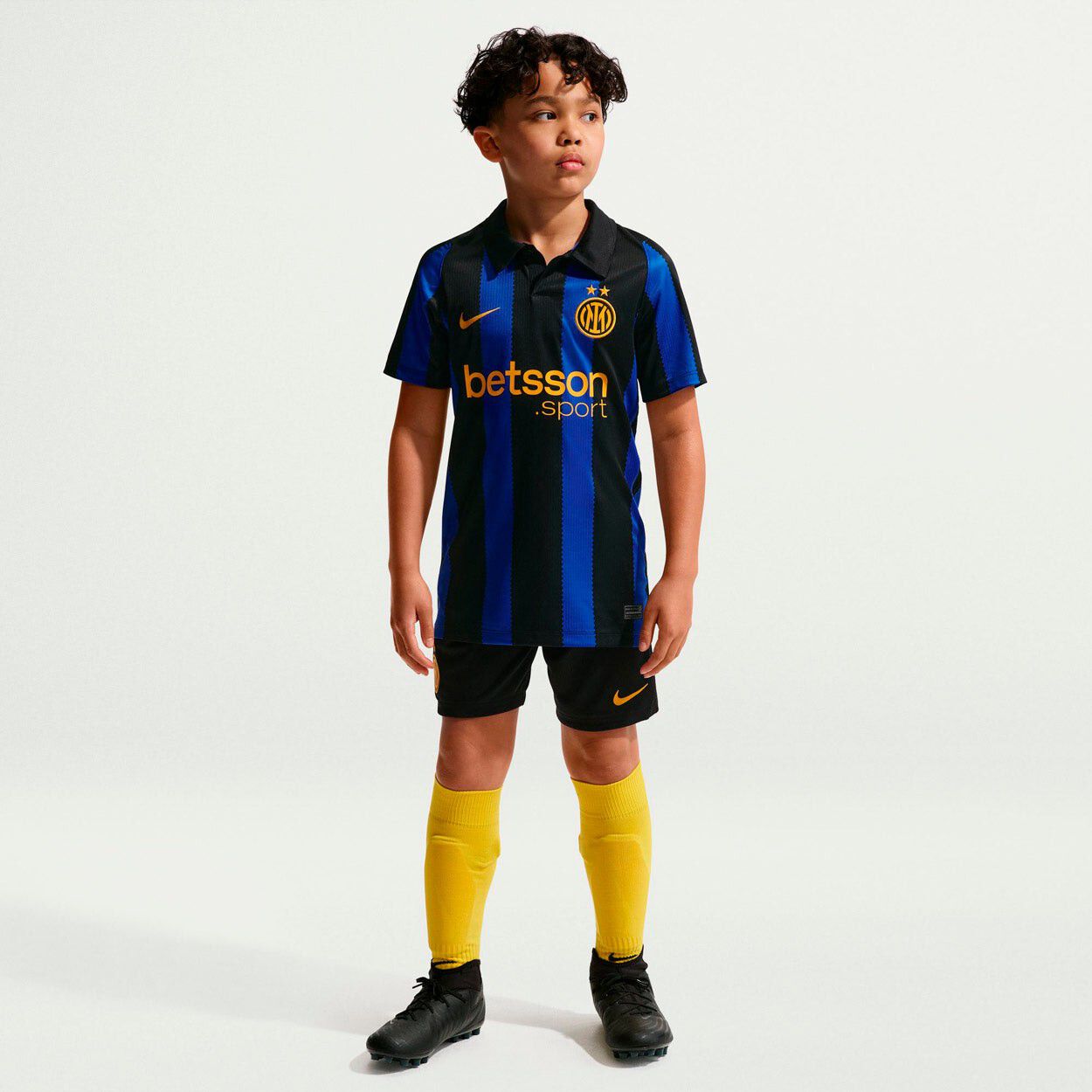 Inter 26/27 Hjemmebanetr&oslash;je