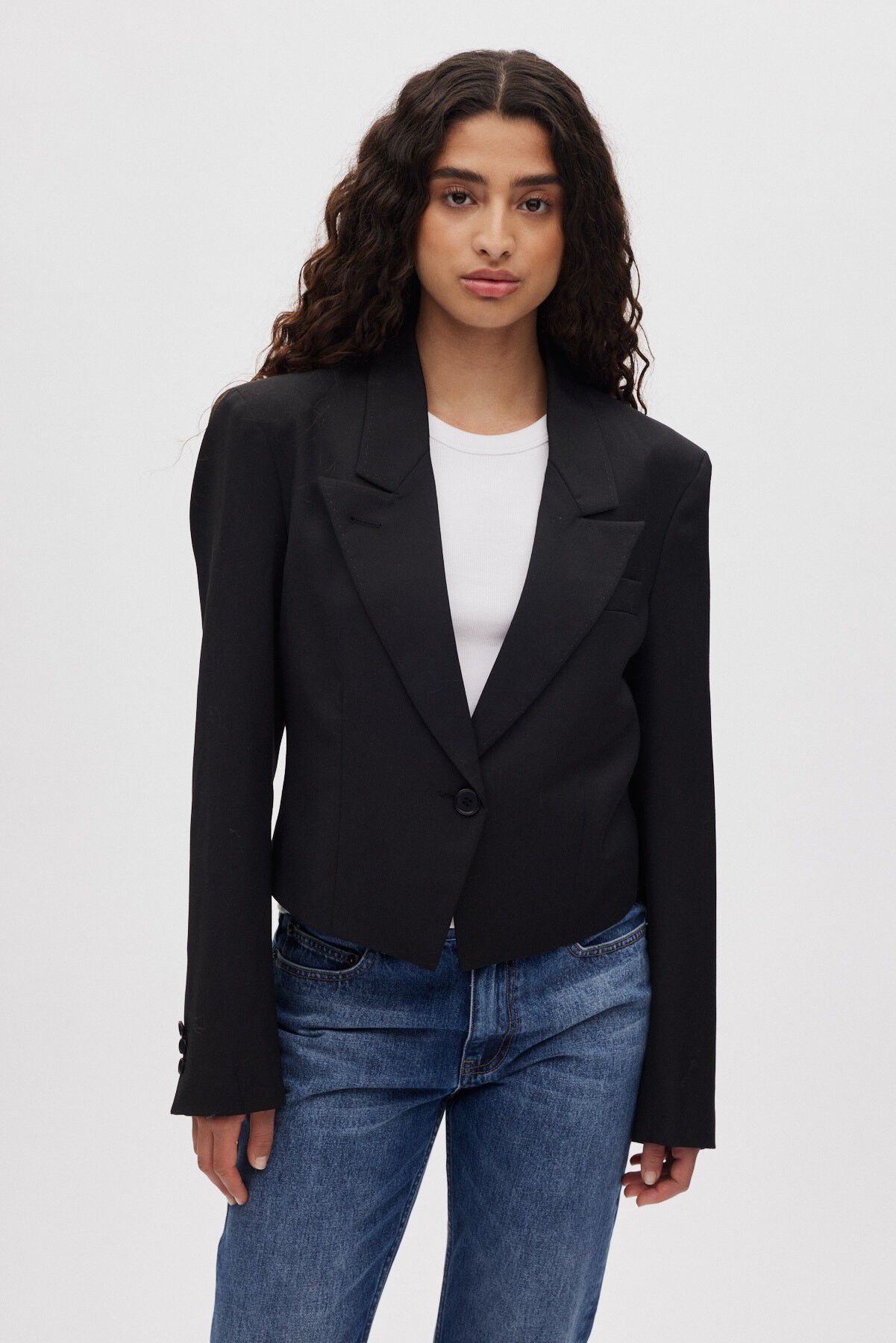 Smooth tailoring short jacket - Tam