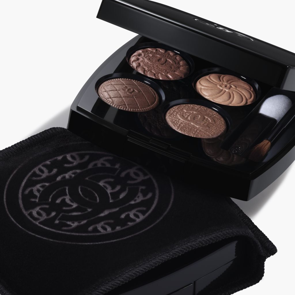 4 OMB BOUTONS COUTURE