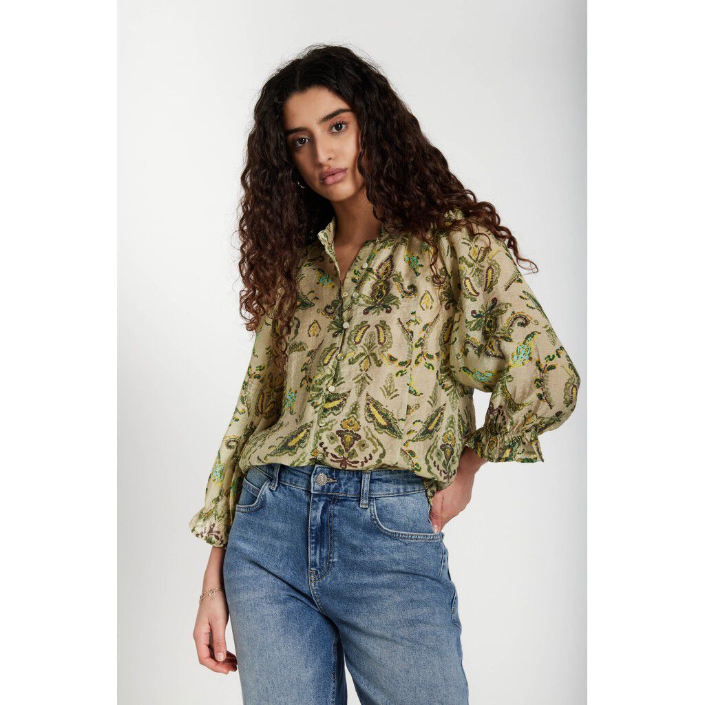 DuscleBBVivana shirt