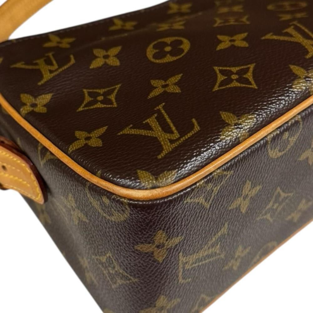 Louis Vuitton Shoulder Bags