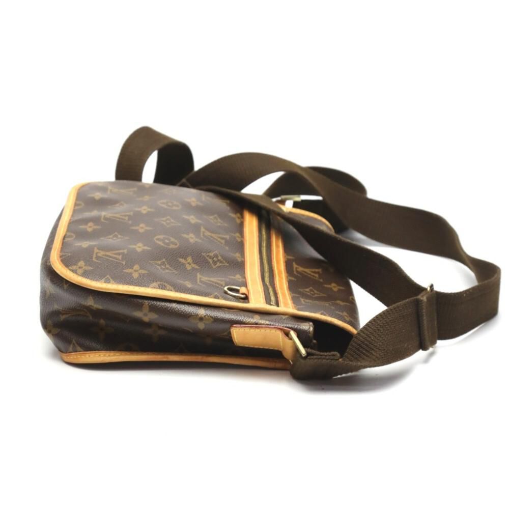 Louis Vuitton Shoulder Bags