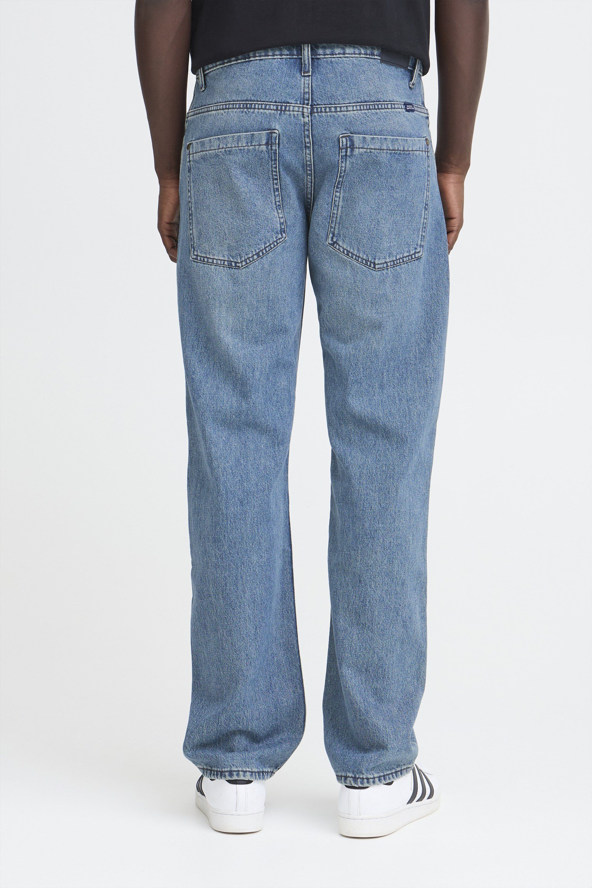 BHFLAKE LOOSE FIT JEANS