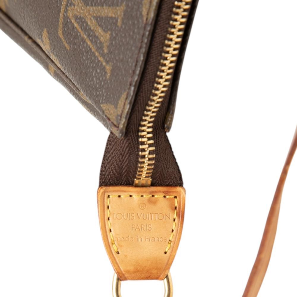 Louis Vuitton Pochette Accessoires