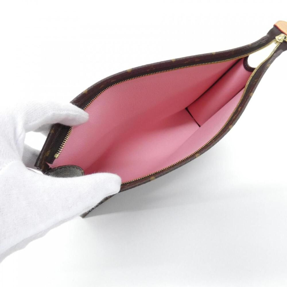 Louis Vuitton Pouch