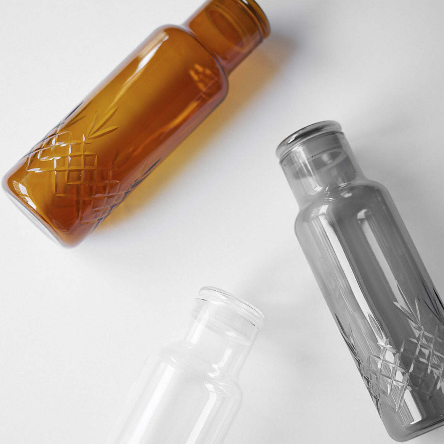 Crispy Retro Bottle Large - 1 pcs